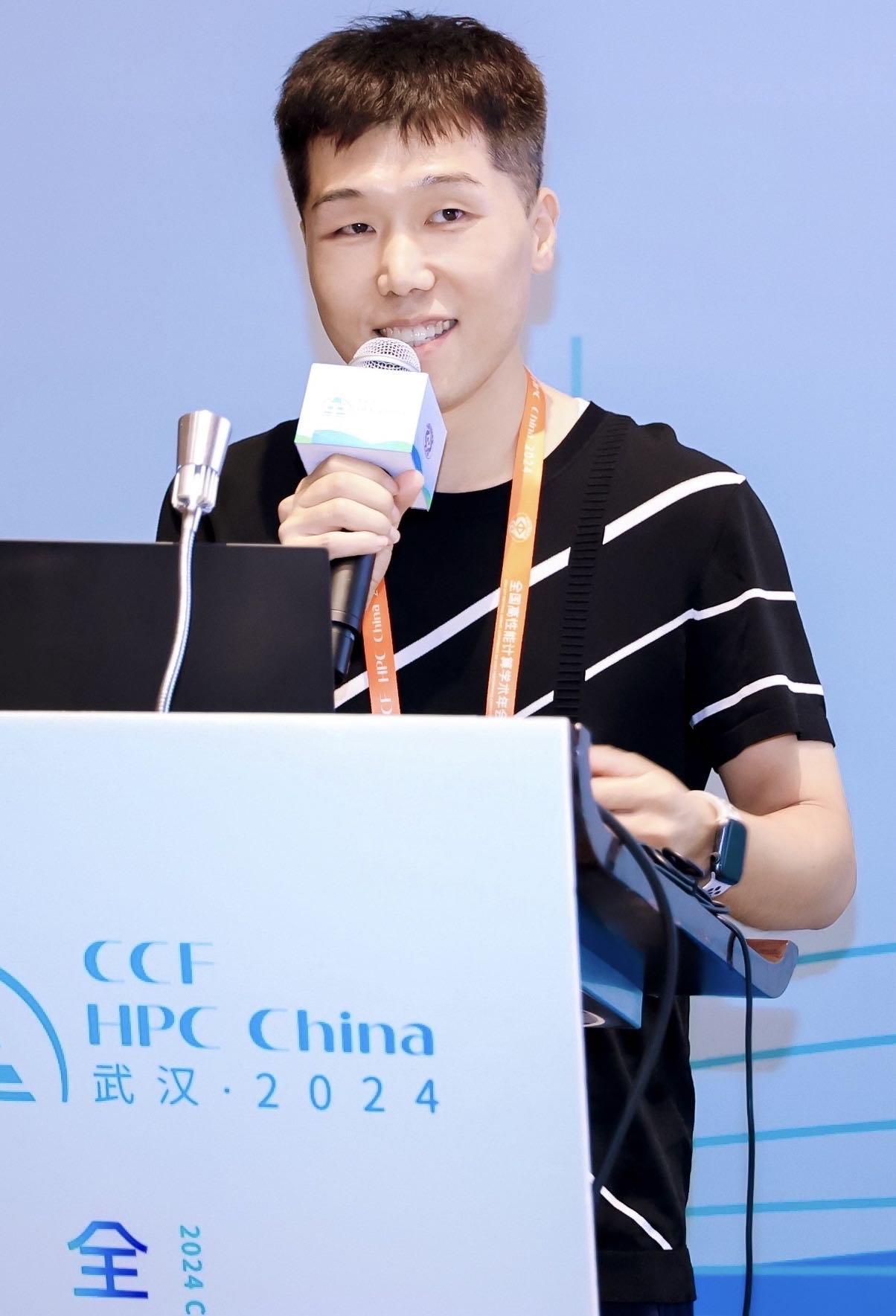 jiezhao-hpcchina2024.jpg